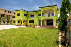 Unique Green Lodge